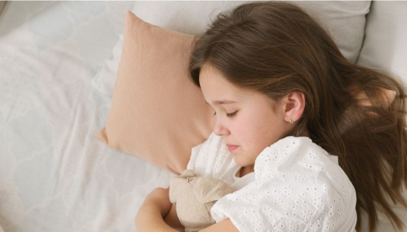 איך להעיר את הילד בזמן לבית הספר ולעודד ללמידה יעילה